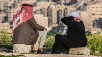 طقس معتدل يغطي معظم المناطق وسط ارتفاع درجات الحرارة نسبياً في الأغوار والعقبة